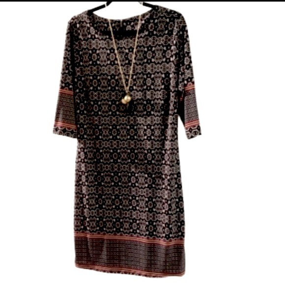 🍒 Black & White Dress!!! Coral lines!!! - Picture 7 of 9